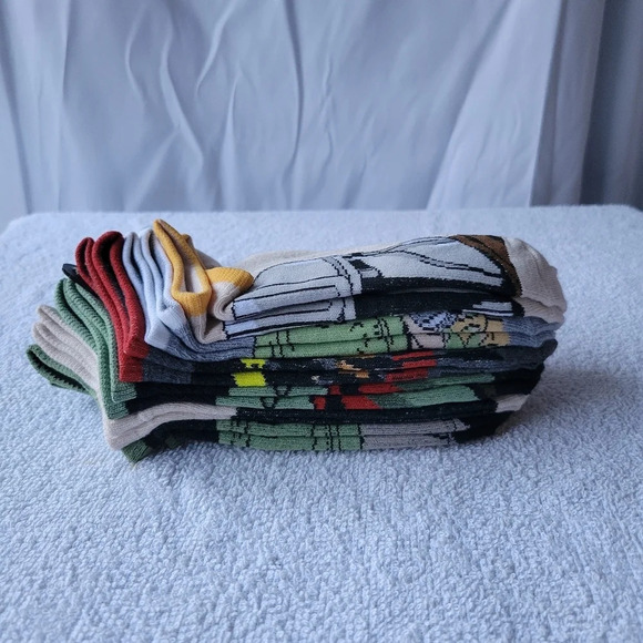 NWT Star Wars Mandalorian themed Grogu ankle socks 6 pairs large 3-9 - Picture 2 of 8